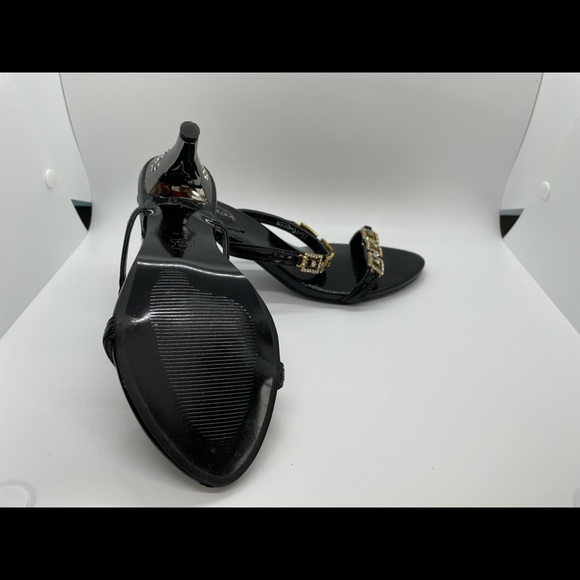 Sandals - Picture 3 of 4